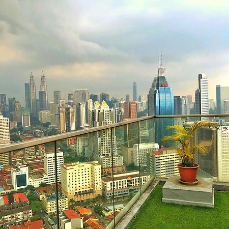 Penthouse On 34 - The Highest Unit And Best Views In Regalia & Private Rooftop Terrace Kuala Lumpur Exterior foto