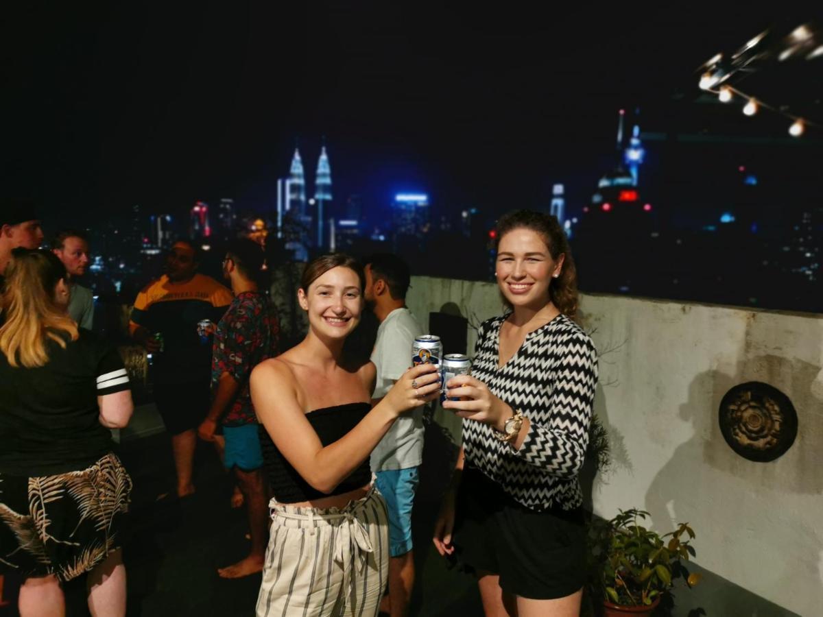 Penthouse On 34 - The Highest Unit And Best Views In Regalia & Private Rooftop Terrace Kuala Lumpur Exterior foto