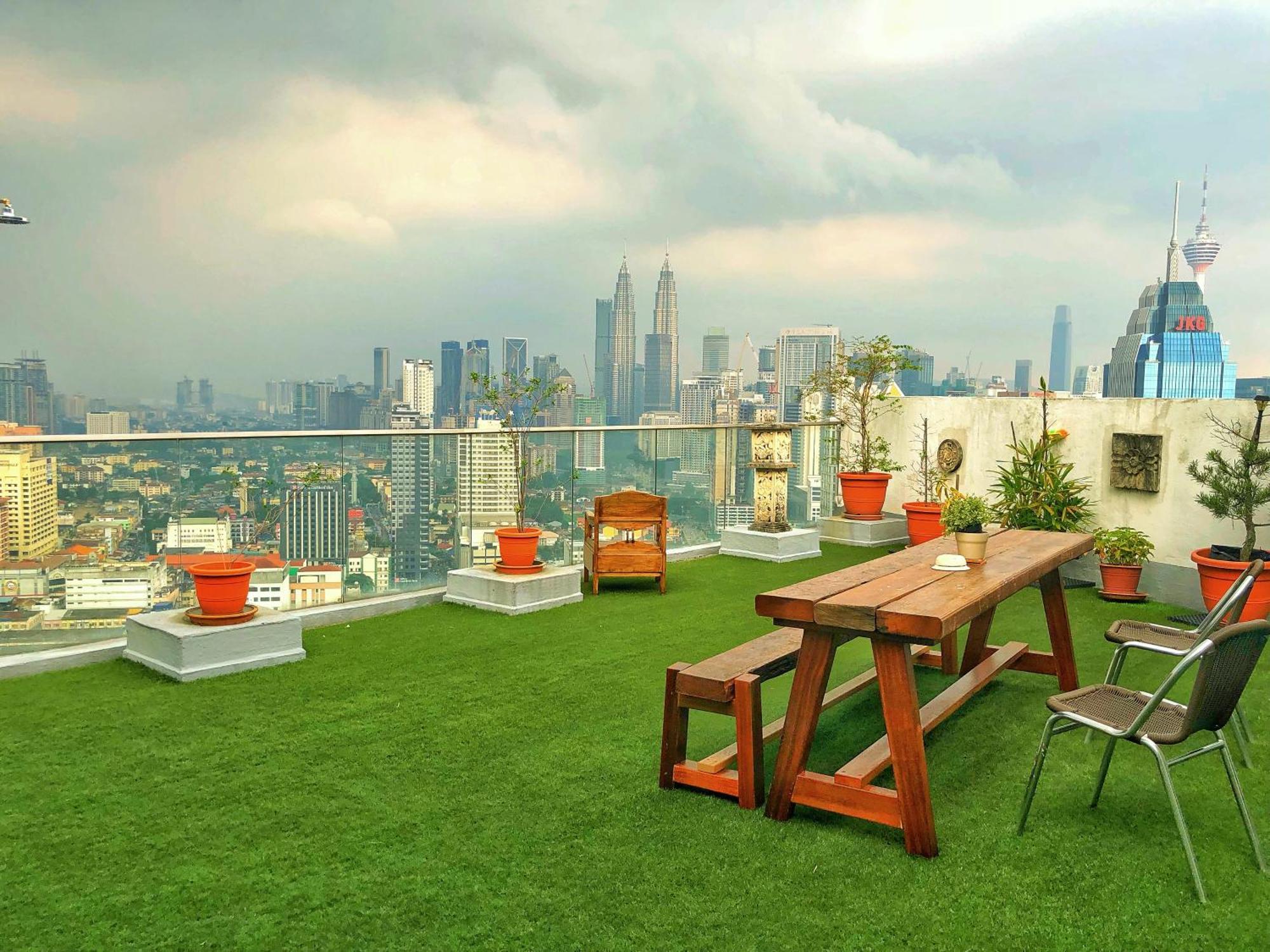 Penthouse On 34 - The Highest Unit And Best Views In Regalia & Private Rooftop Terrace Kuala Lumpur Exterior foto